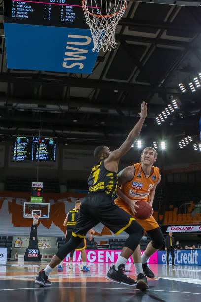 在比赛末段 在比赛末段